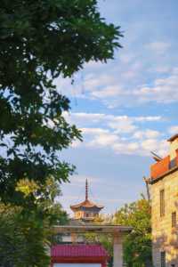 泉州漫遊｜古城小巷裡，邂逅東西塔的N種模樣