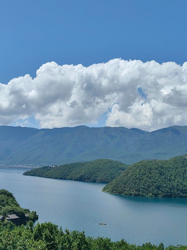 瀘沽湖一日遊精華路線 瀘沽湖一日遊精華路線