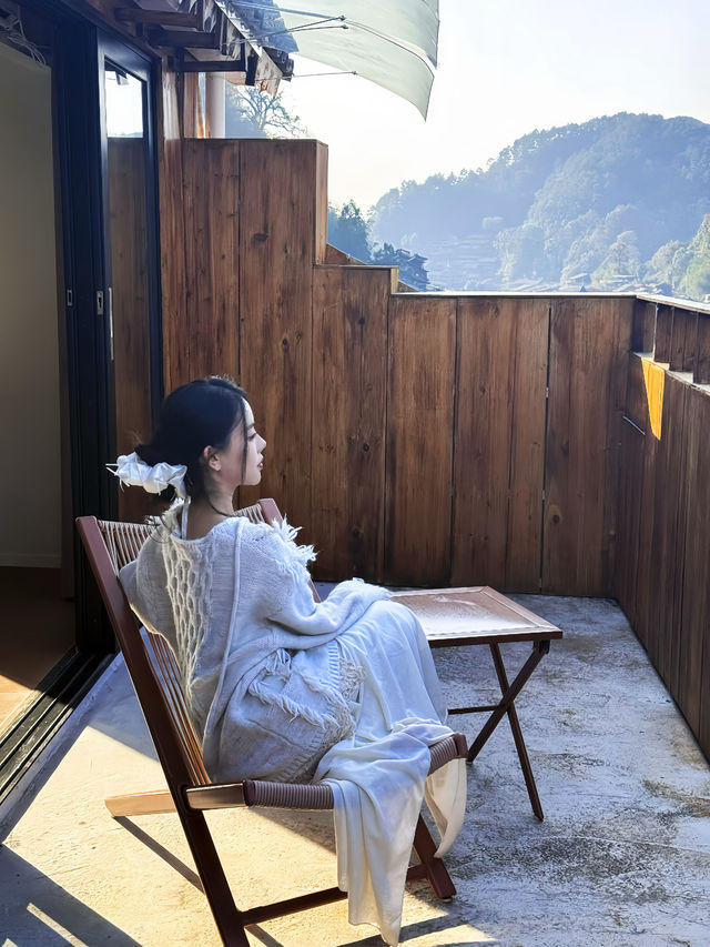 因為一扇窗，來到一座城