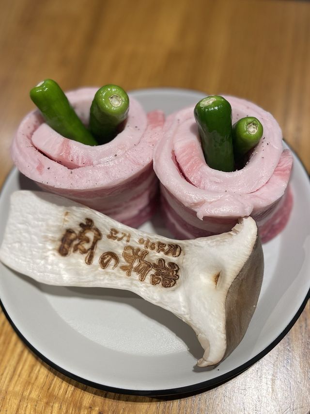 【新大久保】色鮮やかで超豪華ランチ🇰🇷肉の物語
