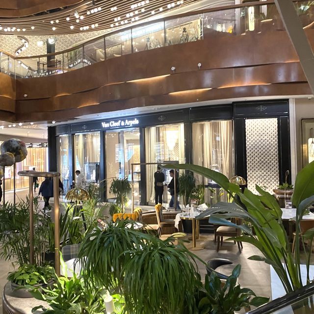 濃烈藝術氣息的高質商場✨尖沙咀K11 MUSEA