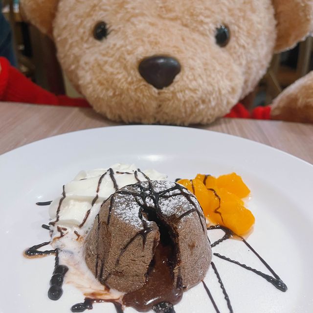 熊仔主題餐廳｜大小朋友👨‍👩‍👧‍👦情侶👩🏻‍🤝‍👨🏼必到 🤗超可愛熊仔🐻伴食｜高質抵食二人餐🍽️