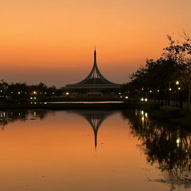 Seeing Sunset at Suan Luang Rama 9, BKK 🇹🇭☀️