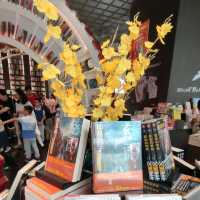 ✨打卡深圳最~最~最炫書店☞鍾書閣✨