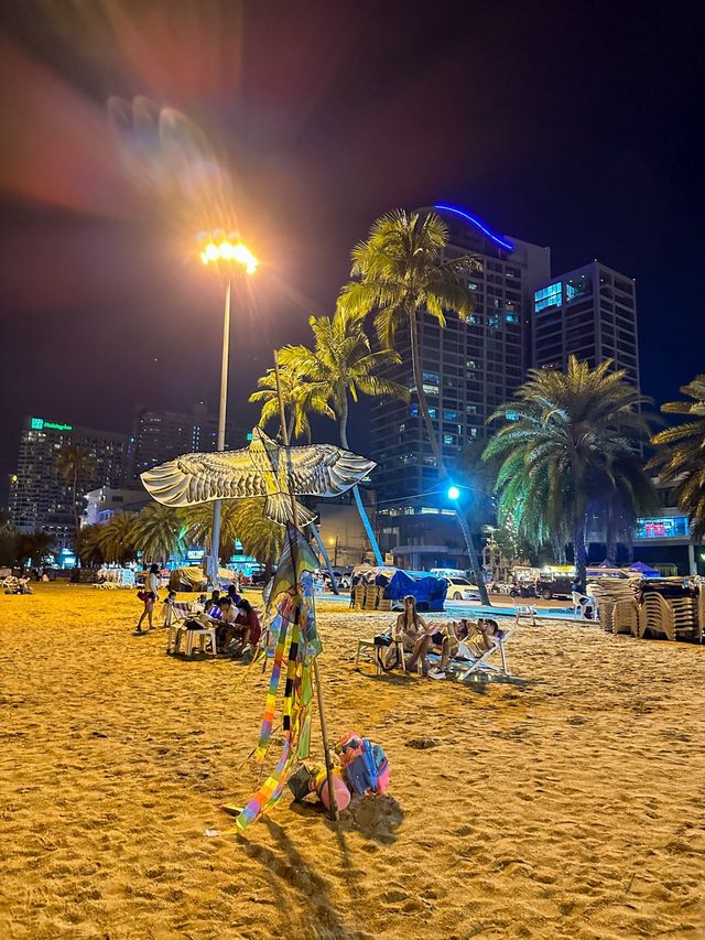 Night  Pattaya Beach 🌿