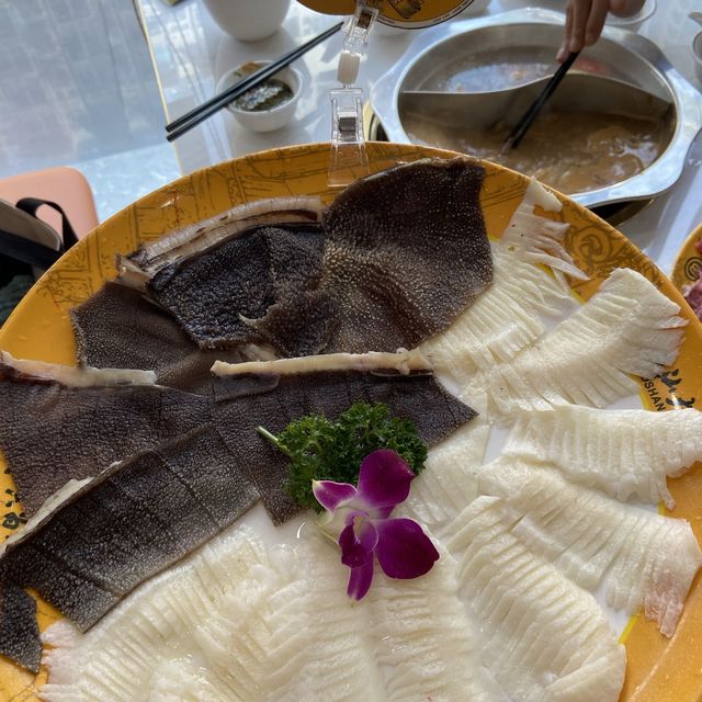 深圳潮汕大目牛肉火鍋🍲