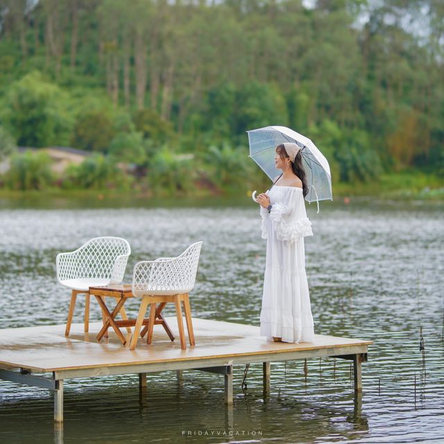 ณ ปลายวา คาเฟ่กลางหุบเขา จ.พังงา