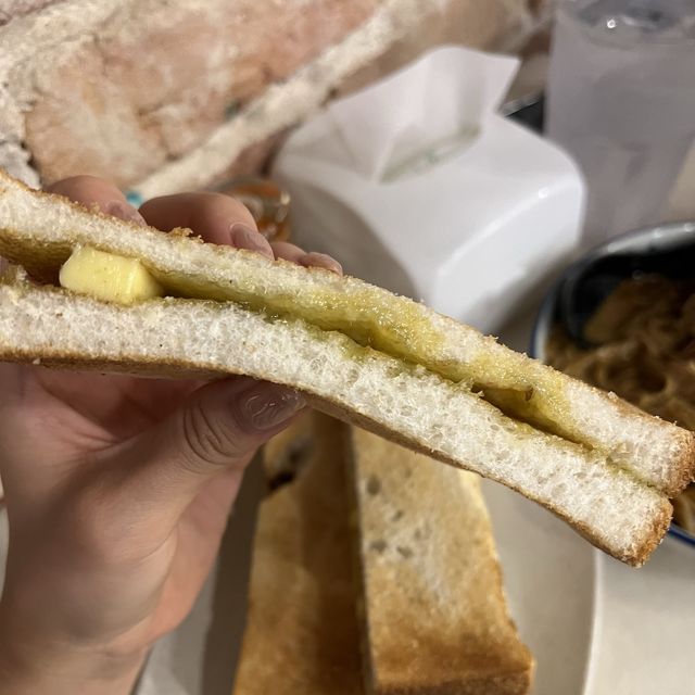오래된 소문난 로컬 맛집, Ho kow hainam kopitiam