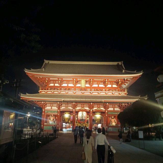 去東京遊客必遊之地-淺草寺