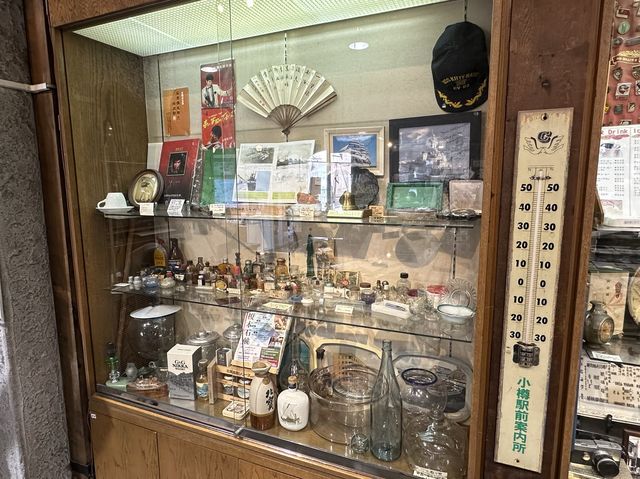 北海道・小樽。小樽の歴史・観光お土産が揃います『小樽市観光物産プラザ (運河プラザ)』