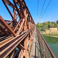 สะพานเหล็ก เมืองหลวงพระบาง