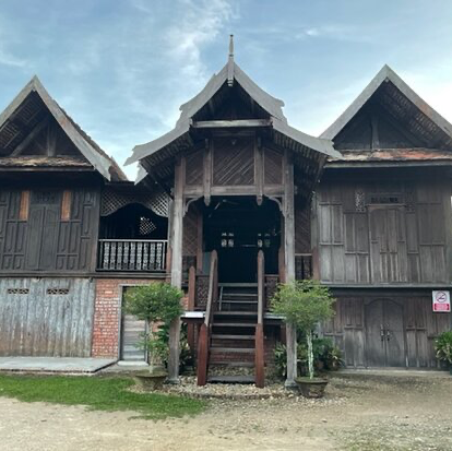 Warisan Pahlawan Resort