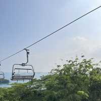 聖淘沙空中吊椅-坐喺吊椅上，悠閑看看新加坡美景