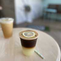 Islet Lemonade Cafe’ 小小島 ☕️