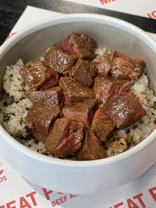 Meat Public ร้านเนื้อน้องใหม่แกะกล่องย่านอารีย์