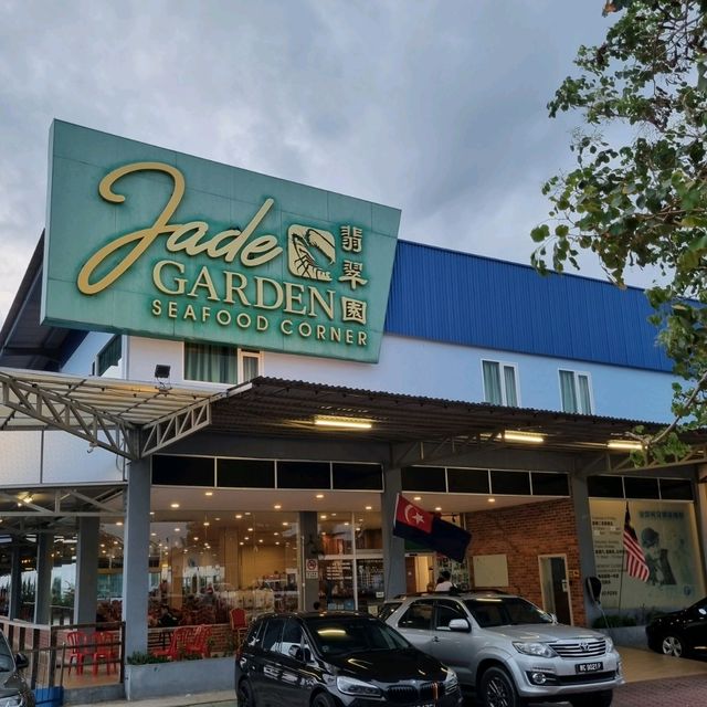 Seafood With A View At Jade Garden 🦞🐟🦐