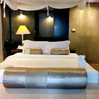 รีสอร์ทสไตล์ทรอปิคอลสุดชิลล์ริมหาดเกาะช้าง