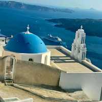 THREE BELLS OF FIRA: ICONIC LANDMARK!