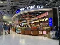 タイ　タイ観光　タイ　スワンナプーム国際空港の制限エリアが凄いぞ！