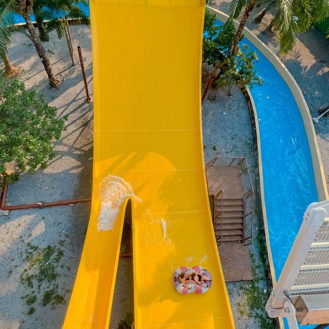 สวนน้ำพัทยาที่มีเครื่องเล่นสไลด์เยอะที่สุดในเอเชีย