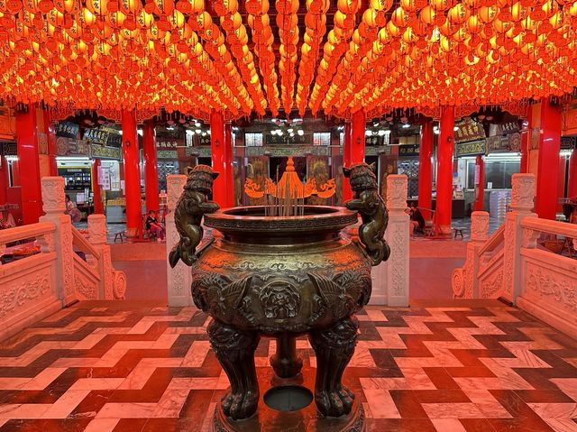 Sanfeng Temple วัดงามยามค่ำคืน
