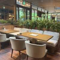 【大阪・南千里】公園内にあるオシャレカフェ