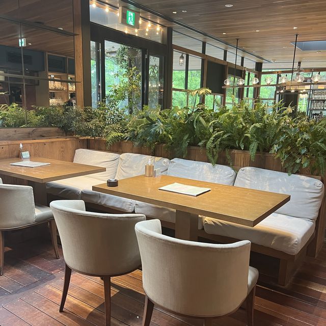 【大阪・南千里】公園内にあるオシャレカフェ