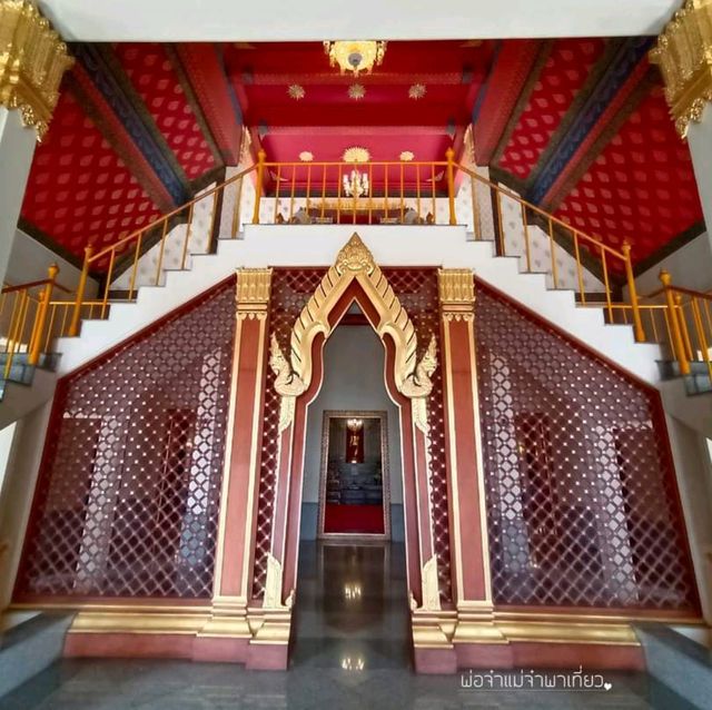 วัดทางสาย วัดสวยบนเขาปักธงชัย อำเภอบางสะพาน