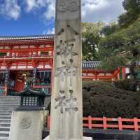 夏の京都をゆかたで街並みを歩く、祇園で美味しく食べ満喫しよう！