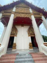 กราบหลวงปู่ดุลย์