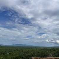 🌿⛰️สูดโอโซนแลความงามของผืนป่า ณ จุดชมวิวผาช่อ🌸