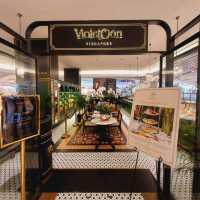 The shopping Mecca of Singapore, Orchard Road