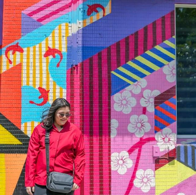 ถ่ายรูปสตรีทอาร์ทสุดชิคกลางชุมชน WEIWUYING STREET ART VILLAGE