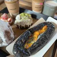 Hanok theme cafe near palace