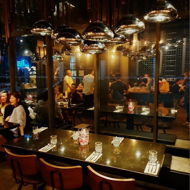 33 Blue Room