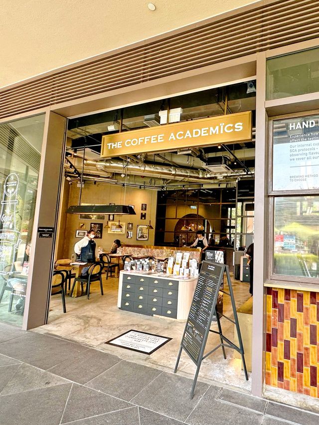 超寫意 Coffee Shop 享受一個悠閑嘅下午