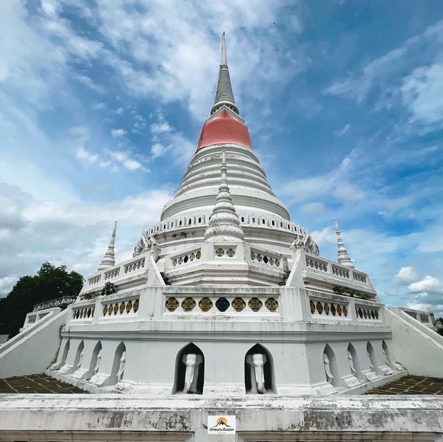 องค์พระสมุทรเจดีย์