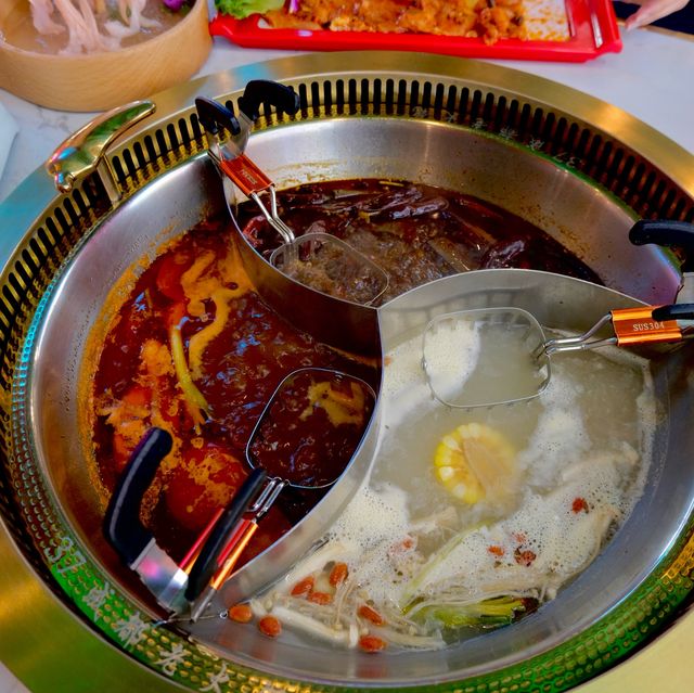 37 หม่าล่าหม้อไฟต้นตำหรับ กัลปพฤกษ์