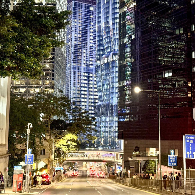จุดเช็คอิน สถานี MTR Central ฮ่องกง