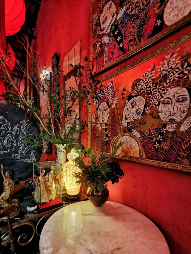 An esthetic Nyoya restaurant in George Town