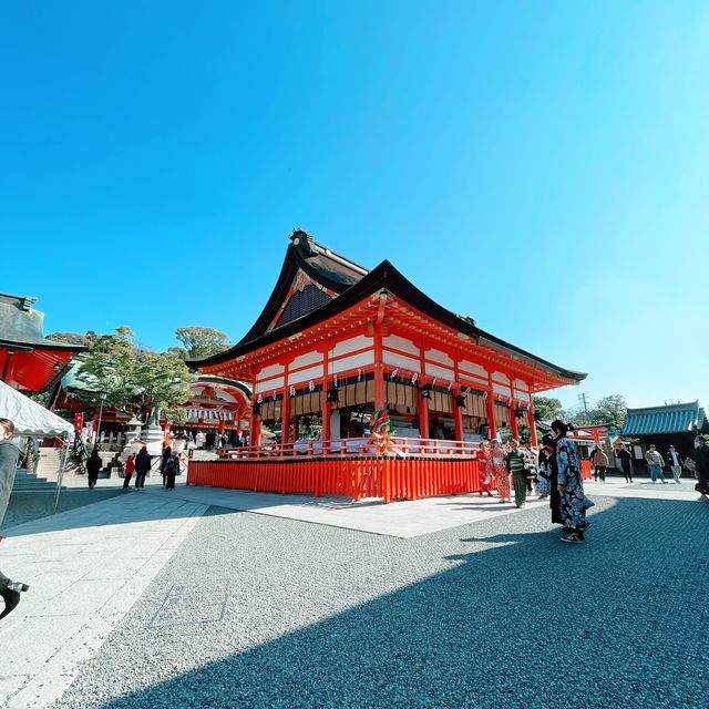 Memorable torii gates at the famous Kyoto Shinto s