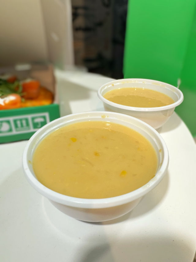 灣仔即叫即製手工pizza外賣店🍕💚