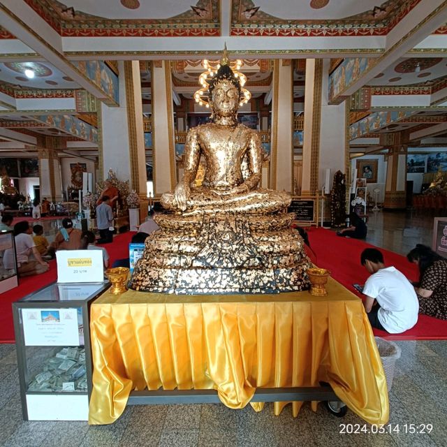 พระมหาธาตุแก่นนคร |ขอนแก่น