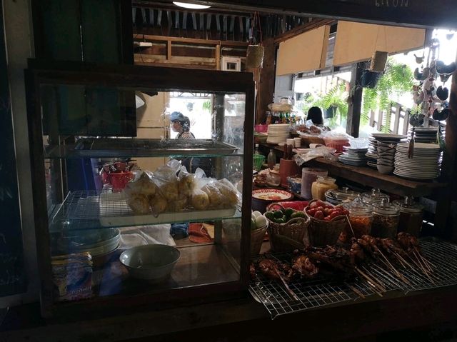 พาเที่ยวตลาดเก่า ย่านลาดกระบัง