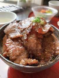 【北九州ランチ】山盛りお肉が食べたくなったらこちら🥢北九州の隠れ家レストラン♪
