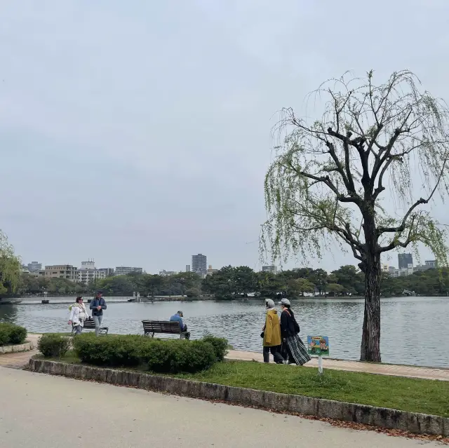 Take a walk in Ohori Park by Fukuoka Castle.