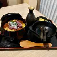 【大阪・東梅田】創作肉料理が自慢の和食居酒屋「うにくと肉寿司 夜景個室居酒屋 そざい庵 梅田・大阪駅店」