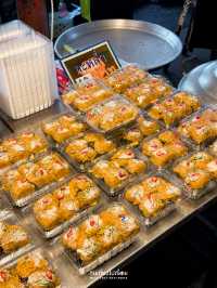 เดินเที่ยวหาของกินที่ตลาดน้ำบางน้ำผึ้ง