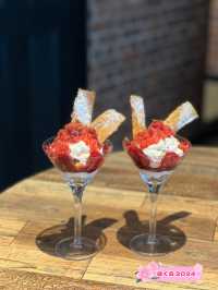 【福岡カフェ】パフェが楽しめるカフェバーがオープン
