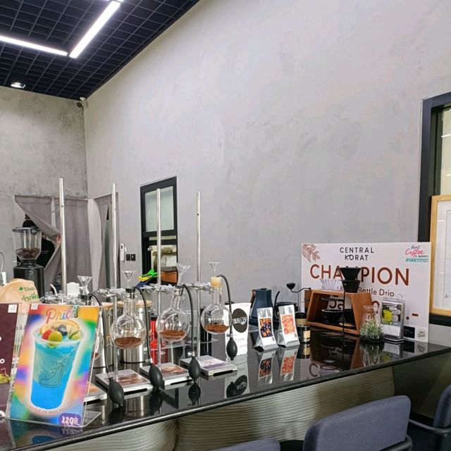 S-CURVE café at Korat 